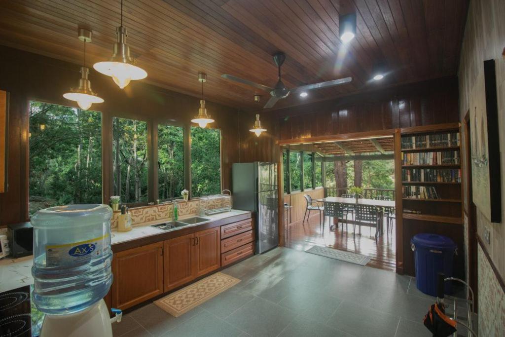De Serenity - Exclusive Jungle Retreat 세렘반 외부 사진