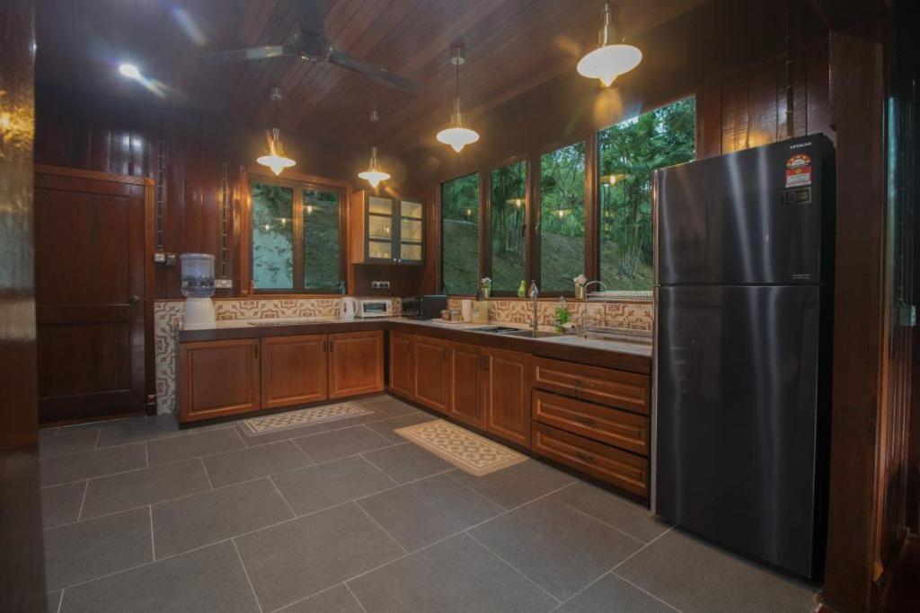 De Serenity - Exclusive Jungle Retreat 세렘반 외부 사진