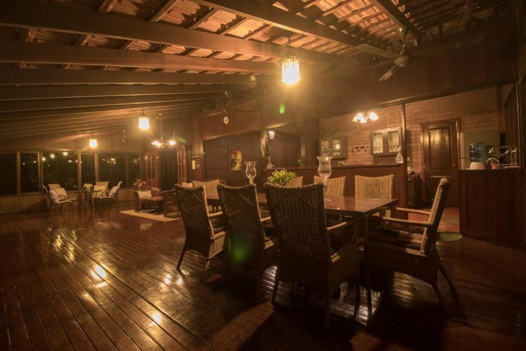 De Serenity - Exclusive Jungle Retreat 세렘반 객실 사진