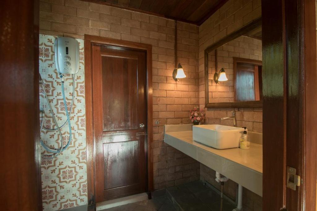 De Serenity - Exclusive Jungle Retreat 세렘반 객실 사진